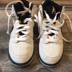 Nike dunks size 13.5